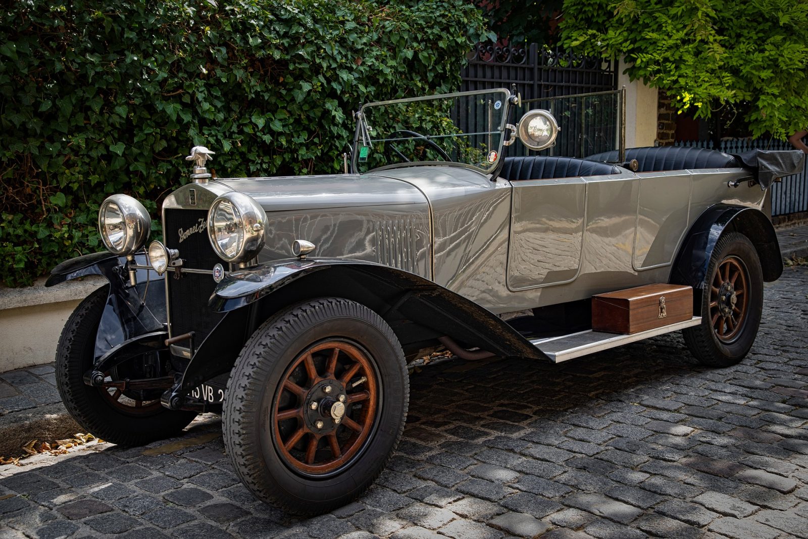 Vieille voiture