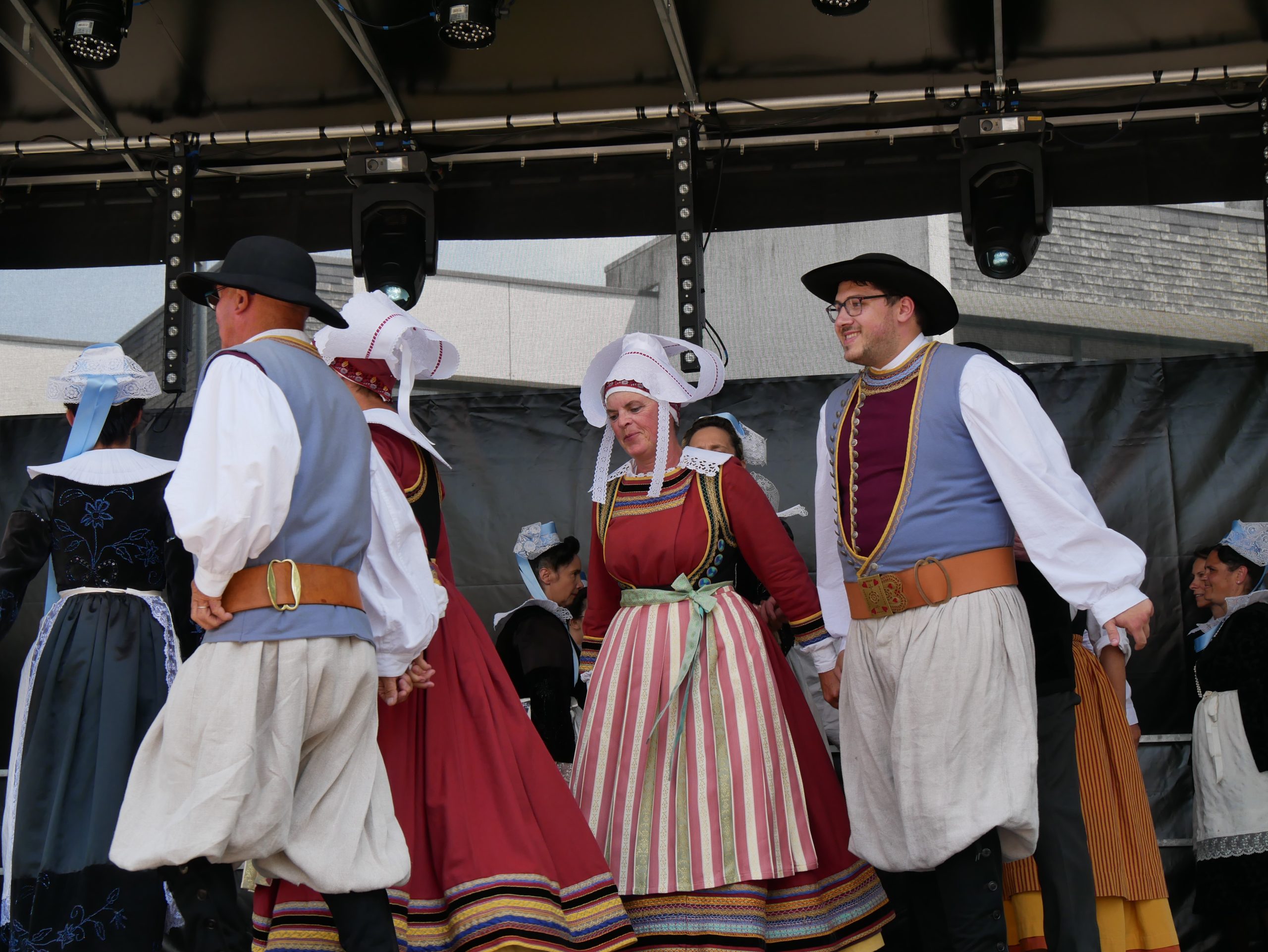 cercle celtique ar pintiged foen (1)