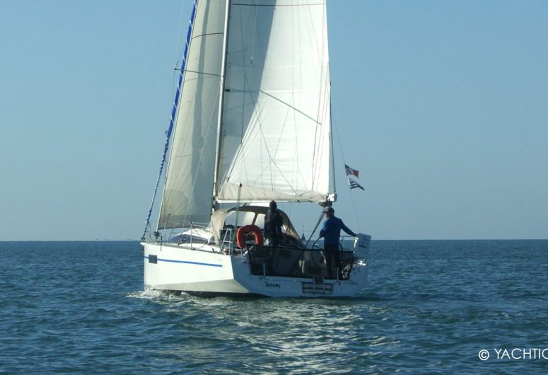 rm-totem-arriere-yachtig